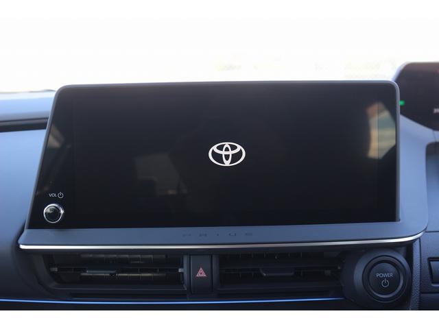 プリウス Z 禁煙車 黒革シート 純正12.3ディスプレイオーディオ 全周囲カメラ フルセグ TV トヨタセーフティセンス 電動リアゲート 衝突軽減ブレーキ シートヒーター シートベンチレーション ETC2.0(5枚目)