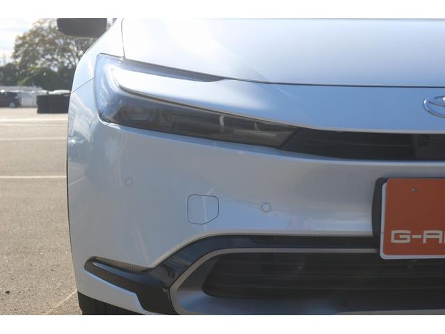プリウス Z 禁煙車 黒革シート 純正12.3ディスプレイオーディオ 全周囲カメラ フルセグ TV トヨタセーフティセンス 電動リアゲート 衝突軽減ブレーキ シートヒーター シートベンチレーション ETC2.0(16枚目)