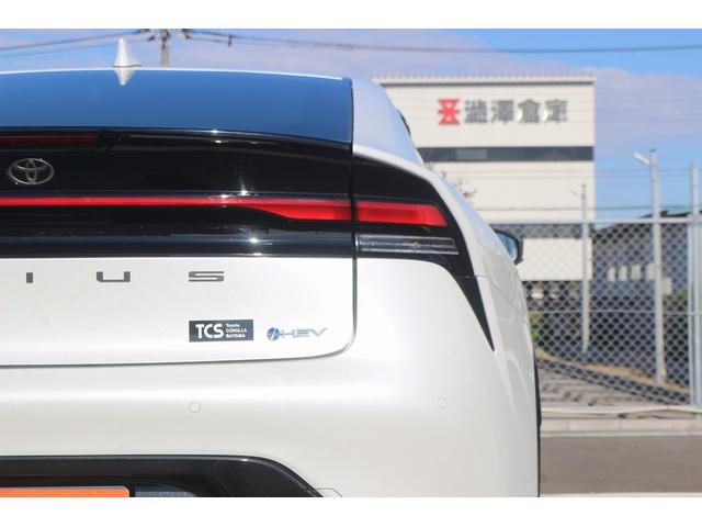 プリウス Z 禁煙車 黒革シート 純正12.3ディスプレイオーディオ 全周囲カメラ フルセグ TV トヨタセーフティセンス 電動リアゲート 衝突軽減ブレーキ シートヒーター シートベンチレーション ETC2.0(20枚目)