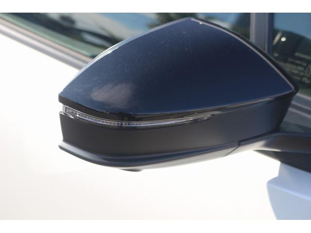 プリウス Z 禁煙車 黒革シート 純正12.3ディスプレイオーディオ 全周囲カメラ フルセグ TV トヨタセーフティセンス 電動リアゲート 衝突軽減ブレーキ シートヒーター シートベンチレーション ETC2.0(22枚目)