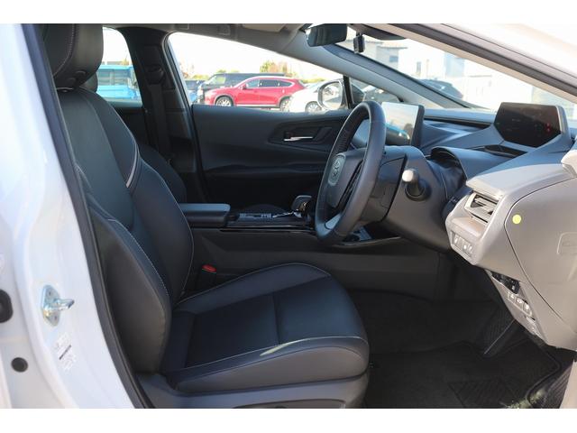 プリウス Z 禁煙車 黒革シート 純正12.3ディスプレイオーディオ 全周囲カメラ フルセグ TV トヨタセーフティセンス 電動リアゲート 衝突軽減ブレーキ シートヒーター シートベンチレーション ETC2.0(40枚目)