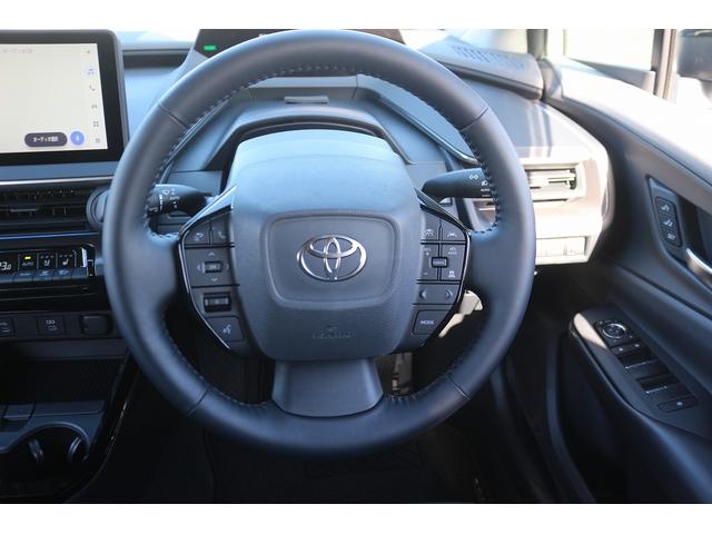 プリウス Z 禁煙車 黒革シート 純正12.3ディスプレイオーディオ 全周囲カメラ フルセグ TV トヨタセーフティセンス 電動リアゲート 衝突軽減ブレーキ シートヒーター シートベンチレーション ETC2.0(49枚目)