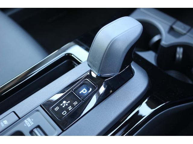 プリウス Z 禁煙車 黒革シート 純正12.3ディスプレイオーディオ 全周囲カメラ フルセグ TV トヨタセーフティセンス 電動リアゲート 衝突軽減ブレーキ シートヒーター シートベンチレーション ETC2.0(62枚目)