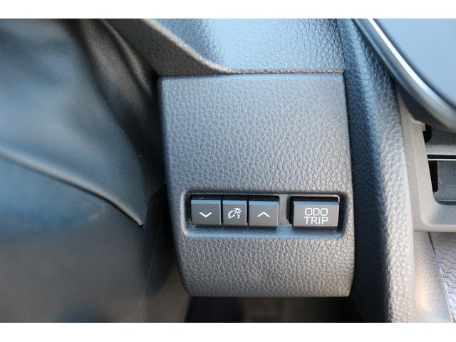 プリウス Z 禁煙車 黒革シート 純正12.3ディスプレイオーディオ 全周囲カメラ フルセグ TV トヨタセーフティセンス 電動リアゲート 衝突軽減ブレーキ シートヒーター シートベンチレーション ETC2.0(71枚目)