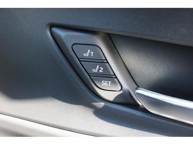 プリウス Z 禁煙車 黒革シート 純正12.3ディスプレイオーディオ 全周囲カメラ フルセグ TV トヨタセーフティセンス 電動リアゲート 衝突軽減ブレーキ シートヒーター シートベンチレーション ETC2.0(72枚目)