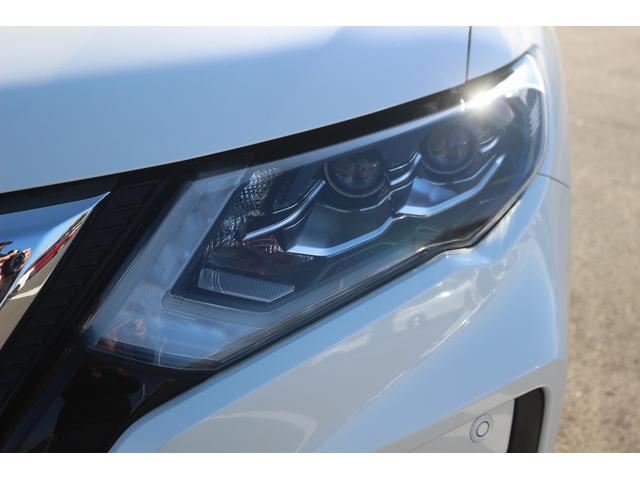 エクストレイル ２０Ｘ　ハイブリッド　禁煙車　黒革シート　デジタルインナーミラー　純正ナビ　フルセグＴＶ　レーダークルーズコントロール　ＬＥＤヘッドライト　電動トランクゲート　クリアランスソナー　レーンキープアシスト　バックカメラ　ＥＴＣ（19枚目）