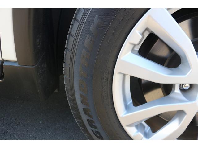 エクストレイル ２０Ｘ　ハイブリッド　禁煙車　黒革シート　デジタルインナーミラー　純正ナビ　フルセグＴＶ　レーダークルーズコントロール　ＬＥＤヘッドライト　電動トランクゲート　クリアランスソナー　レーンキープアシスト　バックカメラ　ＥＴＣ（29枚目）