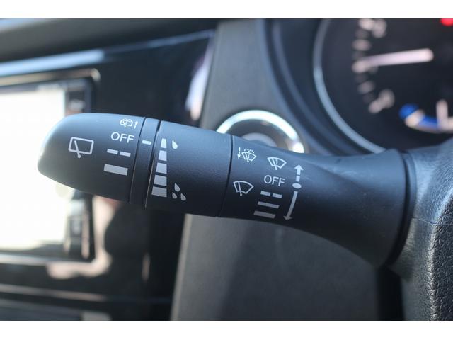 エクストレイル ２０Ｘ　ハイブリッド　禁煙車　黒革シート　デジタルインナーミラー　純正ナビ　フルセグＴＶ　レーダークルーズコントロール　ＬＥＤヘッドライト　電動トランクゲート　クリアランスソナー　レーンキープアシスト　バックカメラ　ＥＴＣ（51枚目）