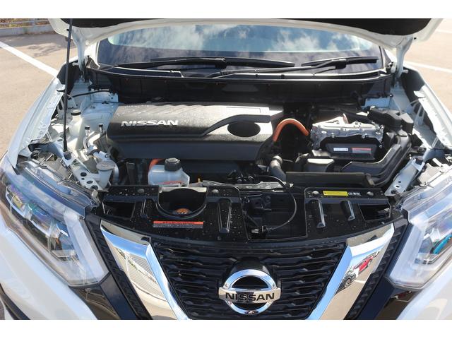 エクストレイル ２０Ｘ　ハイブリッド　禁煙車　黒革シート　デジタルインナーミラー　純正ナビ　フルセグＴＶ　レーダークルーズコントロール　ＬＥＤヘッドライト　電動トランクゲート　クリアランスソナー　レーンキープアシスト　バックカメラ　ＥＴＣ（77枚目）