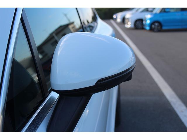 マカン マカン　ターボ　禁煙車　スポーツクロノＰＫＧ　ＢＯＳＥサウンド　純正ナビ　フルセグＴＶ　バックカメラ　電動リアゲート　レッドキャリパー　エアサスペンション　ＥＴＣ　パワーシート　サイドカメラ　純正１９ＡＷ　キーレス（29枚目）