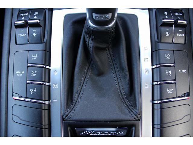 マカン マカン　ターボ　禁煙車　スポーツクロノＰＫＧ　ＢＯＳＥサウンド　純正ナビ　フルセグＴＶ　バックカメラ　電動リアゲート　レッドキャリパー　エアサスペンション　ＥＴＣ　パワーシート　サイドカメラ　純正１９ＡＷ　キーレス（55枚目）