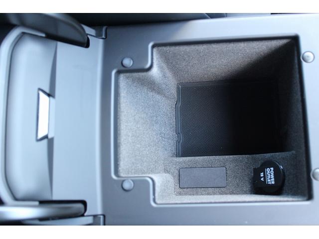 マカン マカン　ターボ　禁煙車　スポーツクロノＰＫＧ　ＢＯＳＥサウンド　純正ナビ　フルセグＴＶ　バックカメラ　電動リアゲート　レッドキャリパー　エアサスペンション　ＥＴＣ　パワーシート　サイドカメラ　純正１９ＡＷ　キーレス（59枚目）