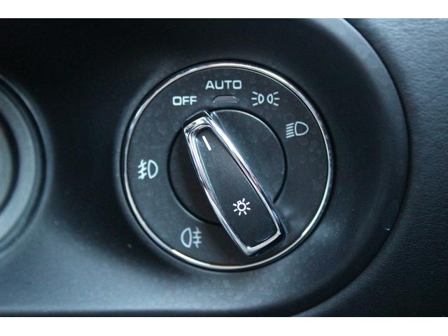 マカン マカン　ターボ　禁煙車　スポーツクロノＰＫＧ　ＢＯＳＥサウンド　純正ナビ　フルセグＴＶ　バックカメラ　電動リアゲート　レッドキャリパー　エアサスペンション　ＥＴＣ　パワーシート　サイドカメラ　純正１９ＡＷ　キーレス（60枚目）