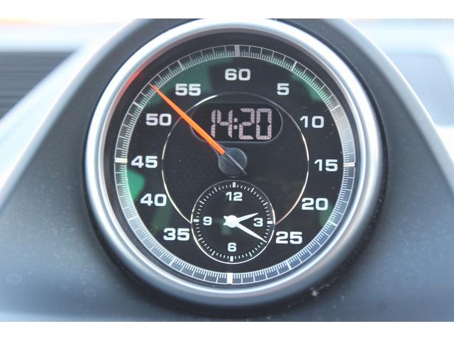 マカン マカン　ターボ　禁煙車　スポーツクロノＰＫＧ　ＢＯＳＥサウンド　純正ナビ　フルセグＴＶ　バックカメラ　電動リアゲート　レッドキャリパー　エアサスペンション　ＥＴＣ　パワーシート　サイドカメラ　純正１９ＡＷ　キーレス（63枚目）