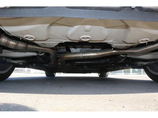 Ａ６アバント ２．０ＴＦＳＩクワトロ　Ｓラインパッケージ　禁煙車　黒革シート　純正ナビ　バックカメラ　フルセグ　バックカメラ　衝突軽減ブレーキ　マトリクスＬＥＤヘッドライト　パワーシート　クルーズコントロール　レーンアシスト　全席シートヒーター　電動ゲート（67枚目）