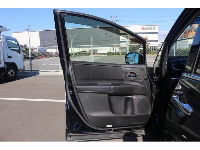 オデッセイハイブリッド ハイブリッドアブソルート・ホンダセンシングEXパック 禁煙車 純正ナビ 全周囲カメラ 衝突軽減ブレーキ 両側電動スライドドア クルーズコントロール パワーシート ブラインドスポットモニターLEDヘッドライト オートライト ETC レーンアシスト(42枚目)