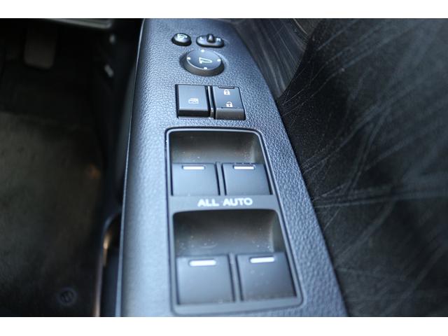 オデッセイハイブリッド ハイブリッドアブソルート・ホンダセンシングEXパック 禁煙車 純正ナビ 全周囲カメラ 衝突軽減ブレーキ 両側電動スライドドア クルーズコントロール パワーシート ブラインドスポットモニターLEDヘッドライト オートライト ETC レーンアシスト(62枚目)