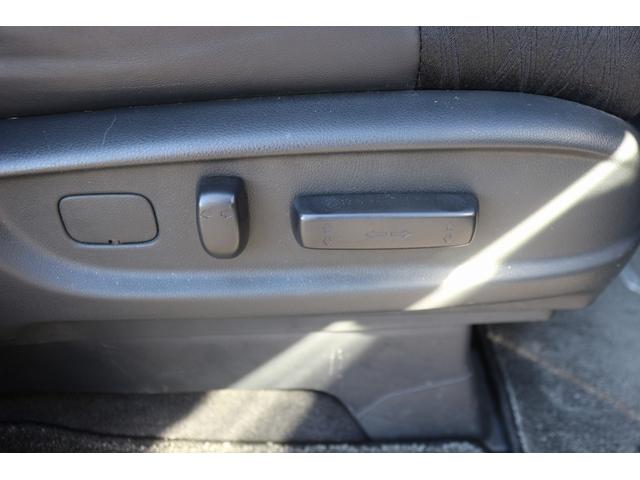 オデッセイハイブリッド ハイブリッドアブソルート・ホンダセンシングEXパック 禁煙車 純正ナビ 全周囲カメラ 衝突軽減ブレーキ 両側電動スライドドア クルーズコントロール パワーシート ブラインドスポットモニターLEDヘッドライト オートライト ETC レーンアシスト(63枚目)