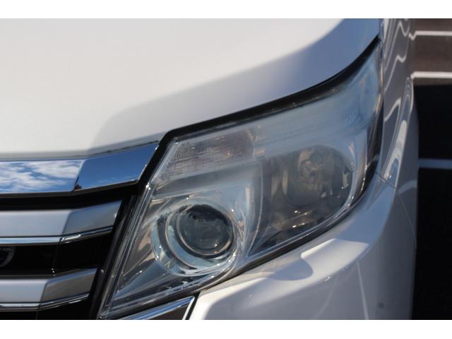 ノア Ｓｉ　禁煙車　ワンオーナー　モデリスタエアロ　純正ナビ　フルセグＴＶ　バックカメラ　片側電動スライドドア　ＬＥＤヘッドライト　Ｂｌｕｅｔｏｏｔｈ接続　オートライト　スマートキープッシュスタート　７人乗り（21枚目）