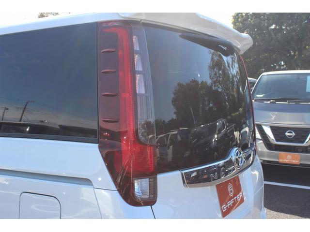 ノア Ｓｉ　禁煙車　ワンオーナー　モデリスタエアロ　純正ナビ　フルセグＴＶ　バックカメラ　片側電動スライドドア　ＬＥＤヘッドライト　Ｂｌｕｅｔｏｏｔｈ接続　オートライト　スマートキープッシュスタート　７人乗り（22枚目）