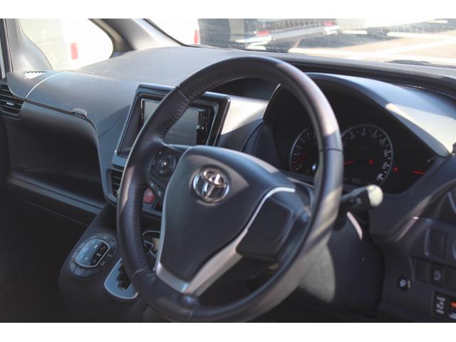 ノア Ｓｉ　禁煙車　ワンオーナー　モデリスタエアロ　純正ナビ　フルセグＴＶ　バックカメラ　片側電動スライドドア　ＬＥＤヘッドライト　Ｂｌｕｅｔｏｏｔｈ接続　オートライト　スマートキープッシュスタート　７人乗り（39枚目）