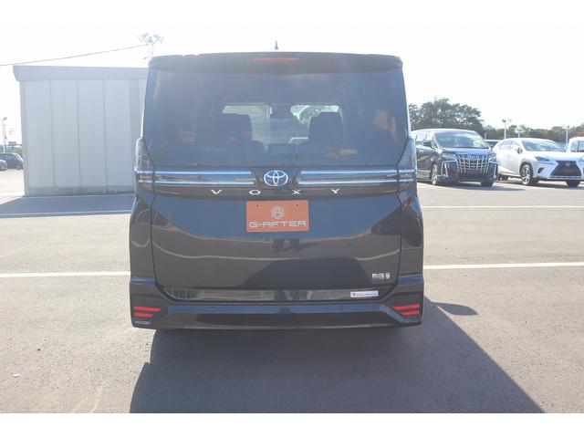 ヴォクシー ハイブリッドＳ－Ｇ　禁煙車　純正８型ナビ　バックカメラ　電動スライドドア　レーダークルーズ　ＬＥＤヘッドライト　ＥＴＣ２．０　純正１６ＡＷ　クリアランソナー　プッシュスタート　ＢＬＵＥＴＯＯＴＨ接続　電動格納ミラー（7枚目）