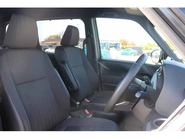 ヴォクシー ハイブリッドＳ－Ｇ　禁煙車　純正８型ナビ　バックカメラ　電動スライドドア　レーダークルーズ　ＬＥＤヘッドライト　ＥＴＣ２．０　純正１６ＡＷ　クリアランソナー　プッシュスタート　ＢＬＵＥＴＯＯＴＨ接続　電動格納ミラー（34枚目）