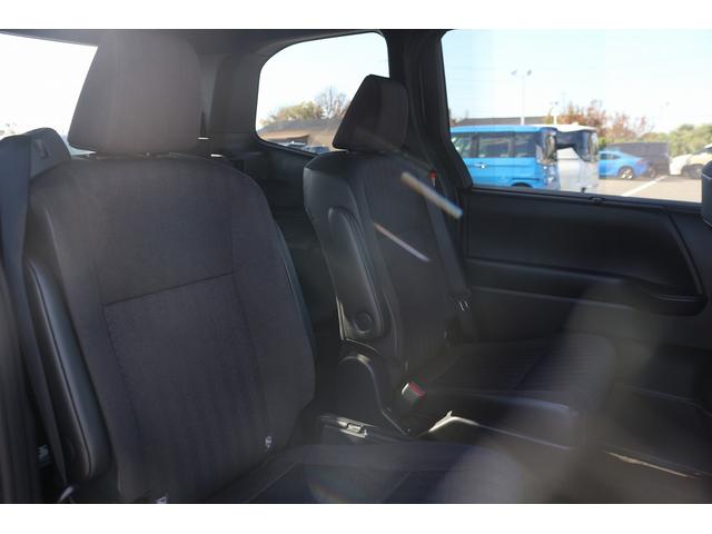 ヴォクシー ハイブリッドＳ－Ｇ　禁煙車　純正８型ナビ　バックカメラ　電動スライドドア　レーダークルーズ　ＬＥＤヘッドライト　ＥＴＣ２．０　純正１６ＡＷ　クリアランソナー　プッシュスタート　ＢＬＵＥＴＯＯＴＨ接続　電動格納ミラー（36枚目）