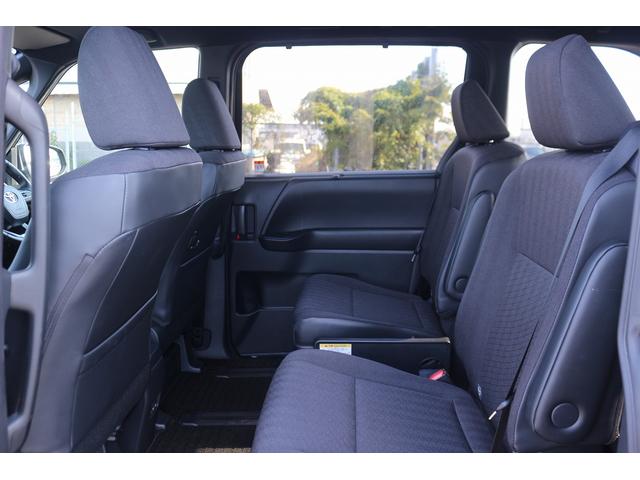 ヴォクシー ハイブリッドＳ－Ｇ　禁煙車　純正８型ナビ　バックカメラ　電動スライドドア　レーダークルーズ　ＬＥＤヘッドライト　ＥＴＣ２．０　純正１６ＡＷ　クリアランソナー　プッシュスタート　ＢＬＵＥＴＯＯＴＨ接続　電動格納ミラー（40枚目）