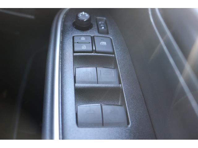 ヴォクシー ハイブリッドＳ－Ｇ　禁煙車　純正８型ナビ　バックカメラ　電動スライドドア　レーダークルーズ　ＬＥＤヘッドライト　ＥＴＣ２．０　純正１６ＡＷ　クリアランソナー　プッシュスタート　ＢＬＵＥＴＯＯＴＨ接続　電動格納ミラー（52枚目）