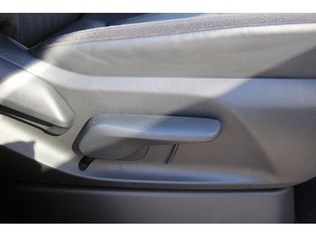 ヴォクシー ハイブリッドＳ－Ｇ　禁煙車　純正８型ナビ　バックカメラ　電動スライドドア　レーダークルーズ　ＬＥＤヘッドライト　ＥＴＣ２．０　純正１６ＡＷ　クリアランソナー　プッシュスタート　ＢＬＵＥＴＯＯＴＨ接続　電動格納ミラー（54枚目）