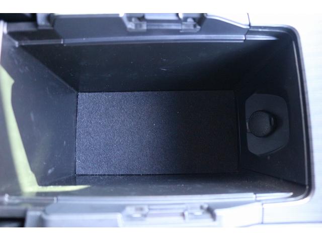 ハリアー Ｚ　禁煙車　ＪＢＬ１２．３型ナビ　フルセグ　バックカメラ　パワーシート　レーダークルーズコントロール　黒革シート　電動リアゲート　クリアランスソナー　ブラインドスポットモニター　デジタルインナーミラー（60枚目）