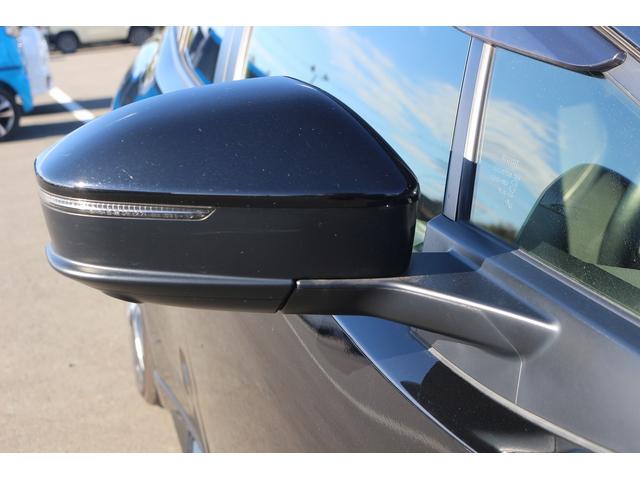 プリウス Ｇ　禁煙車　モデリスタエアロ　純正８型ナビ　フルセグＴＶ　全周囲カメラ　衝突軽減ブレーキ　レーダークルーズコンソール　ＬＥＤヘッドライト　ＥＴＣ２．０　デジタルインミラー　ブラインドスポットモニター（23枚目）