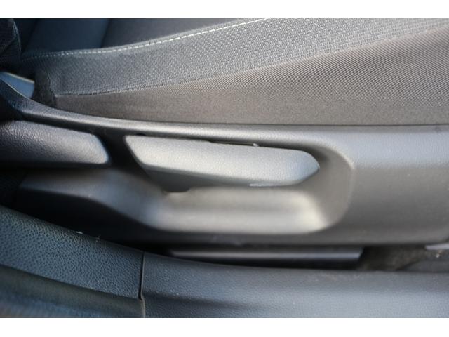 プリウス Ｇ　禁煙車　モデリスタエアロ　純正８型ナビ　フルセグＴＶ　全周囲カメラ　衝突軽減ブレーキ　レーダークルーズコンソール　ＬＥＤヘッドライト　ＥＴＣ２．０　デジタルインミラー　ブラインドスポットモニター（55枚目）