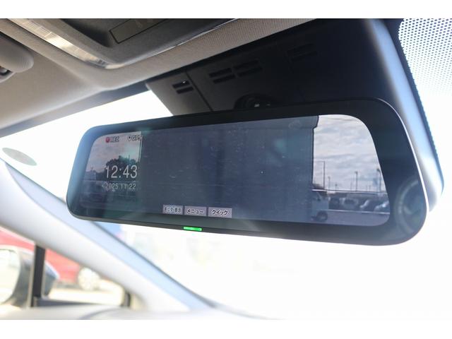 プリウス Ｇ　禁煙車　モデリスタエアロ　純正８型ナビ　フルセグＴＶ　全周囲カメラ　衝突軽減ブレーキ　レーダークルーズコンソール　ＬＥＤヘッドライト　ＥＴＣ２．０　デジタルインミラー　ブラインドスポットモニター（63枚目）