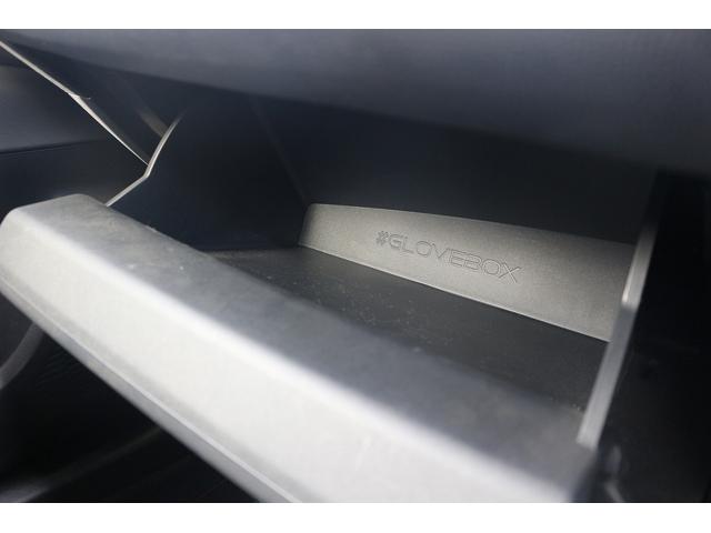 プリウス Ｇ　禁煙車　モデリスタエアロ　純正８型ナビ　フルセグＴＶ　全周囲カメラ　衝突軽減ブレーキ　レーダークルーズコンソール　ＬＥＤヘッドライト　ＥＴＣ２．０　デジタルインミラー　ブラインドスポットモニター（65枚目）