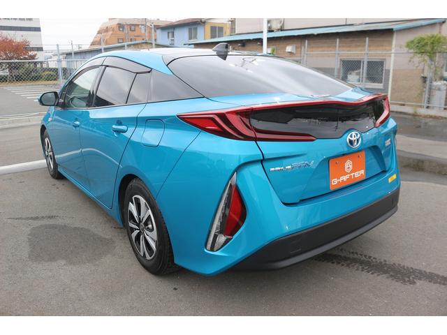 プリウスＰＨＶ Ｓナビパッケージ　禁煙車　ＯＰソーラーパネル　純正１１．６型ナビ　フルセグＴＶ　バックカメラ　衝突軽減ブレーキ　アダプティブクルーズコントロール　ＬＥＤヘッドライト　ＥＴＣ２．０　シートヒーター　スマートキー（9枚目）