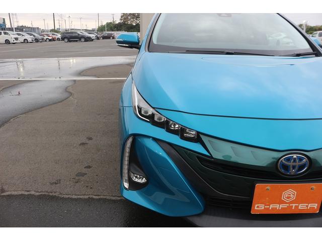 プリウスＰＨＶ Ｓナビパッケージ　禁煙車　ＯＰソーラーパネル　純正１１．６型ナビ　フルセグＴＶ　バックカメラ　衝突軽減ブレーキ　アダプティブクルーズコントロール　ＬＥＤヘッドライト　ＥＴＣ２．０　シートヒーター　スマートキー（12枚目）