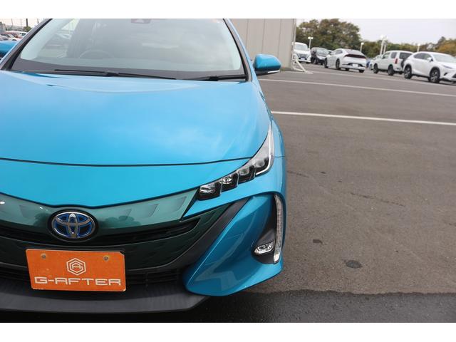 プリウスＰＨＶ Ｓナビパッケージ　禁煙車　ＯＰソーラーパネル　純正１１．６型ナビ　フルセグＴＶ　バックカメラ　衝突軽減ブレーキ　アダプティブクルーズコントロール　ＬＥＤヘッドライト　ＥＴＣ２．０　シートヒーター　スマートキー（14枚目）