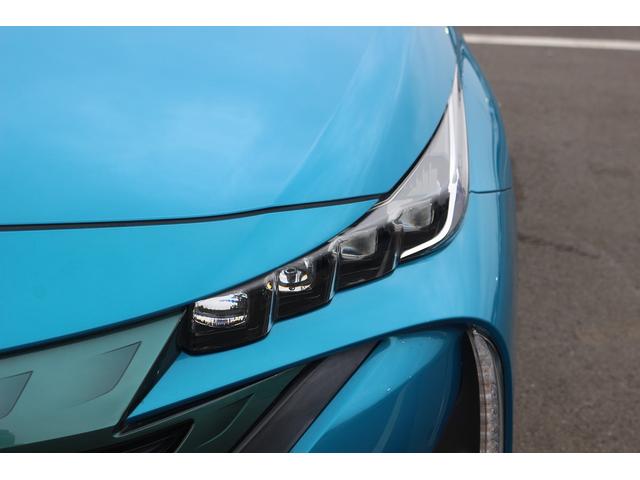 プリウスＰＨＶ Ｓナビパッケージ　禁煙車　ＯＰソーラーパネル　純正１１．６型ナビ　フルセグＴＶ　バックカメラ　衝突軽減ブレーキ　アダプティブクルーズコントロール　ＬＥＤヘッドライト　ＥＴＣ２．０　シートヒーター　スマートキー（15枚目）