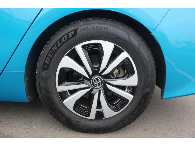 プリウスＰＨＶ Ｓナビパッケージ　禁煙車　ＯＰソーラーパネル　純正１１．６型ナビ　フルセグＴＶ　バックカメラ　衝突軽減ブレーキ　アダプティブクルーズコントロール　ＬＥＤヘッドライト　ＥＴＣ２．０　シートヒーター　スマートキー（21枚目）
