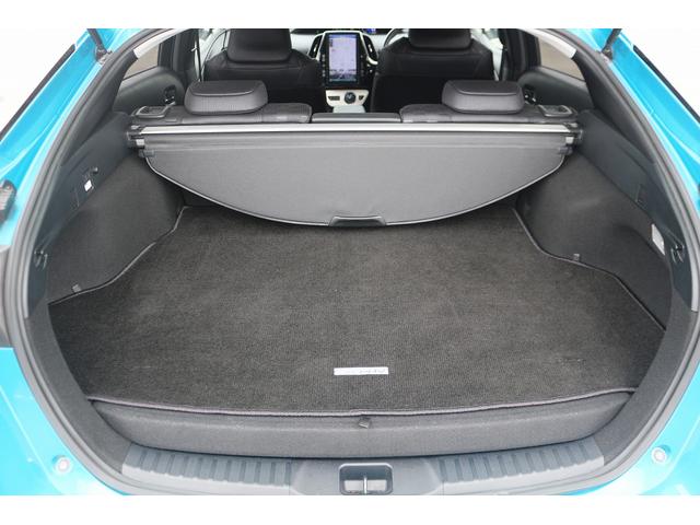 プリウスＰＨＶ Ｓナビパッケージ　禁煙車　ＯＰソーラーパネル　純正１１．６型ナビ　フルセグＴＶ　バックカメラ　衝突軽減ブレーキ　アダプティブクルーズコントロール　ＬＥＤヘッドライト　ＥＴＣ２．０　シートヒーター　スマートキー（27枚目）
