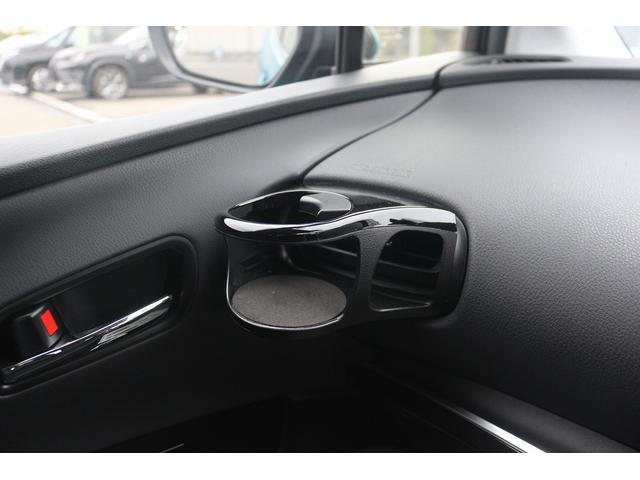 プリウスＰＨＶ Ｓナビパッケージ　禁煙車　ＯＰソーラーパネル　純正１１．６型ナビ　フルセグＴＶ　バックカメラ　衝突軽減ブレーキ　アダプティブクルーズコントロール　ＬＥＤヘッドライト　ＥＴＣ２．０　シートヒーター　スマートキー（59枚目）