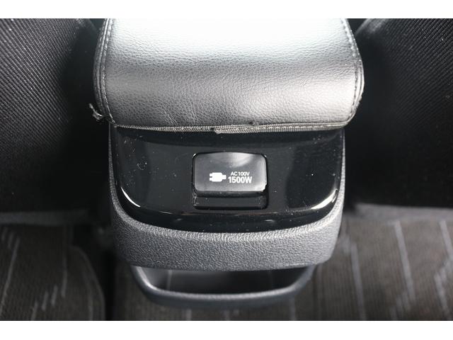 プリウスＰＨＶ Ｓナビパッケージ　禁煙車　ＯＰソーラーパネル　純正１１．６型ナビ　フルセグＴＶ　バックカメラ　衝突軽減ブレーキ　アダプティブクルーズコントロール　ＬＥＤヘッドライト　ＥＴＣ２．０　シートヒーター　スマートキー（64枚目）