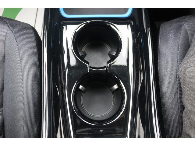 プリウスＰＨＶ Ｓナビパッケージ　禁煙車　ＯＰソーラーパネル　純正１１．６型ナビ　フルセグＴＶ　バックカメラ　衝突軽減ブレーキ　アダプティブクルーズコントロール　ＬＥＤヘッドライト　ＥＴＣ２．０　シートヒーター　スマートキー（66枚目）