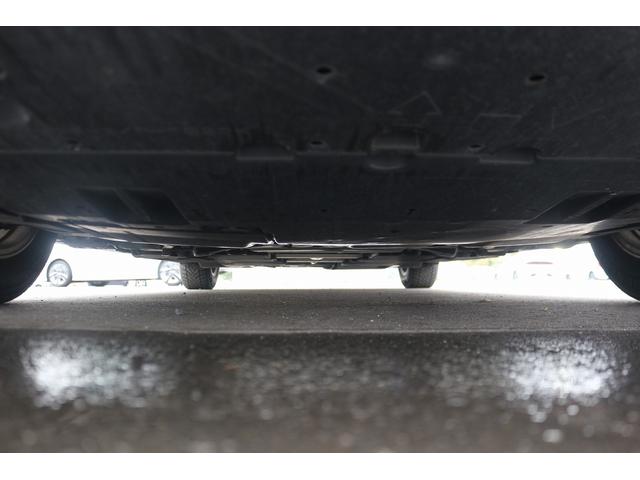 プリウスＰＨＶ Ｓナビパッケージ　禁煙車　ＯＰソーラーパネル　純正１１．６型ナビ　フルセグＴＶ　バックカメラ　衝突軽減ブレーキ　アダプティブクルーズコントロール　ＬＥＤヘッドライト　ＥＴＣ２．０　シートヒーター　スマートキー（67枚目）