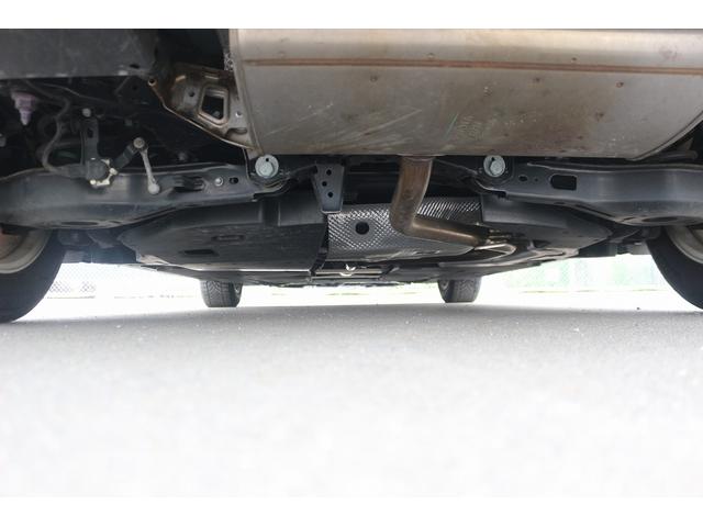 プリウスＰＨＶ Ｓナビパッケージ　禁煙車　ＯＰソーラーパネル　純正１１．６型ナビ　フルセグＴＶ　バックカメラ　衝突軽減ブレーキ　アダプティブクルーズコントロール　ＬＥＤヘッドライト　ＥＴＣ２．０　シートヒーター　スマートキー（68枚目）