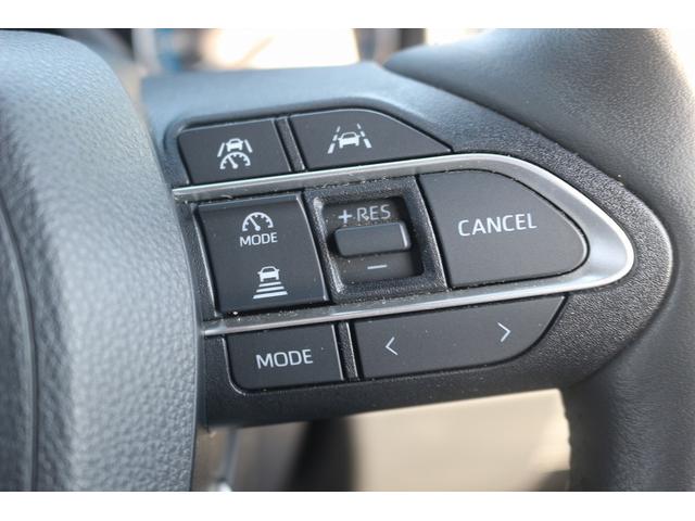 ヴォクシー ハイブリッドＳ－Ｇ　禁煙車　純正ナビ　バックカメラ　両側電動　フルセグＴＶ　レーダークルーズ　衝突軽減ブレーキ　ＬＥＤヘッドライト　シートヒーター　ＥＴＣ２．０　電動格納ドアミラー　ダブルエアコン　レーンアシスト（6枚目）