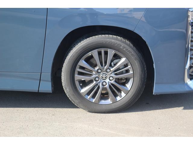 ヴォクシー ハイブリッドＳ－Ｇ　禁煙車　純正ナビ　バックカメラ　両側電動　フルセグＴＶ　レーダークルーズ　衝突軽減ブレーキ　ＬＥＤヘッドライト　シートヒーター　ＥＴＣ２．０　電動格納ドアミラー　ダブルエアコン　レーンアシスト（25枚目）