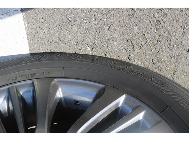 ヴォクシー ハイブリッドＳ－Ｇ　禁煙車　純正ナビ　バックカメラ　両側電動　フルセグＴＶ　レーダークルーズ　衝突軽減ブレーキ　ＬＥＤヘッドライト　シートヒーター　ＥＴＣ２．０　電動格納ドアミラー　ダブルエアコン　レーンアシスト（29枚目）